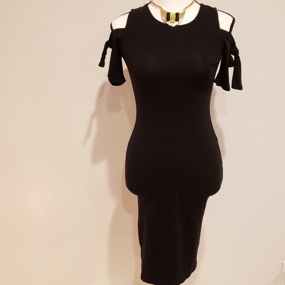 🚨👉Heart & Hips Lady's Black Dress